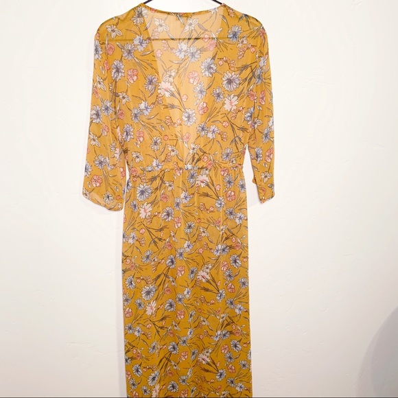 Love Fire Maxi Style Floral Kimono - Picture 2 of 6